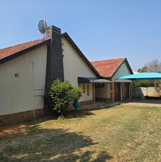 3 Bedroom Property for Sale in Flamwood North West